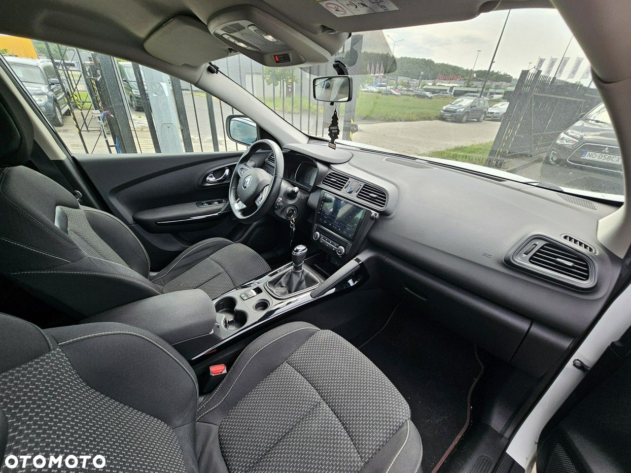 Renault Kadjar 1.2 Energy TCe Adventure - 28