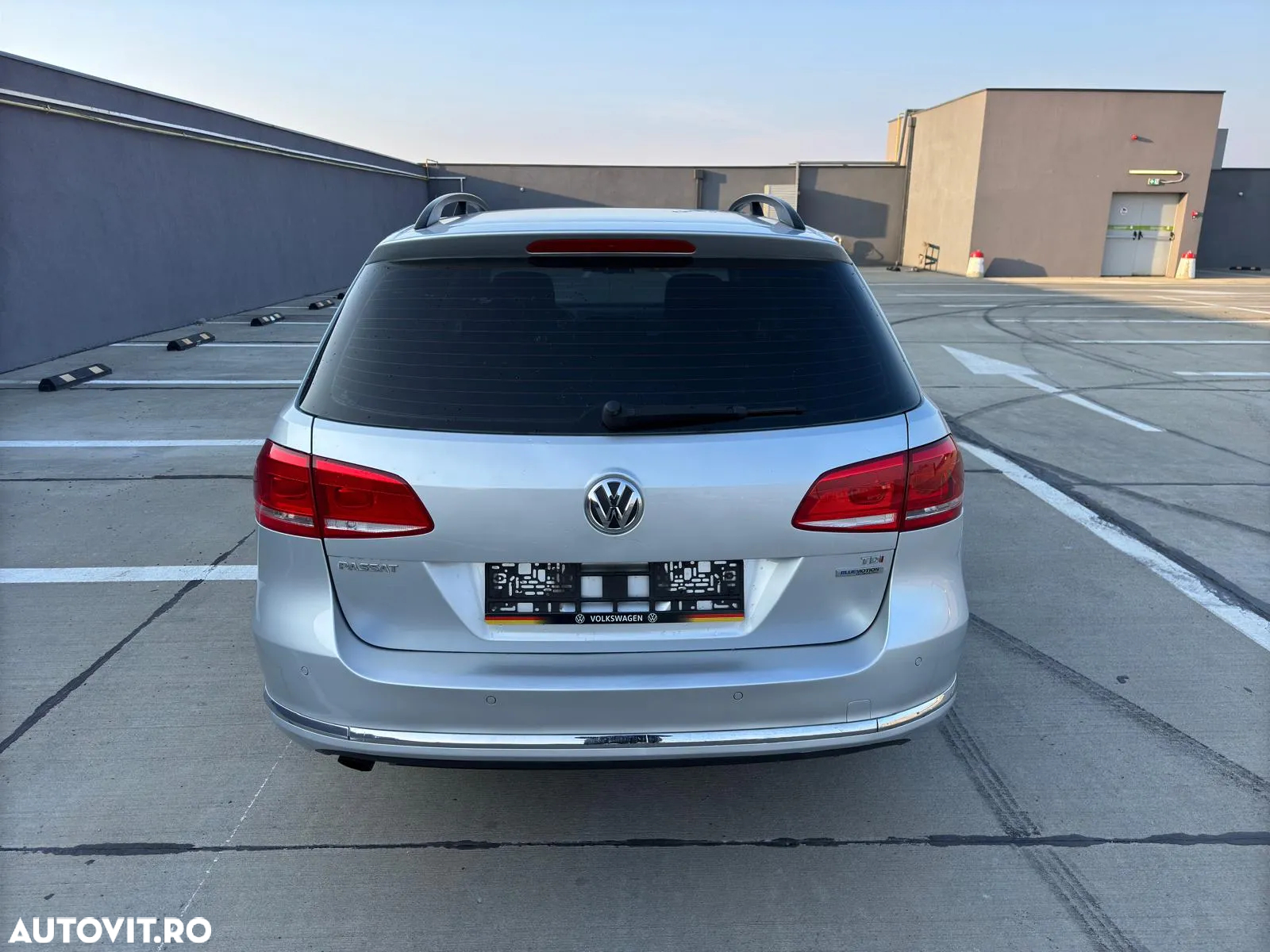 Volkswagen Passat - 20