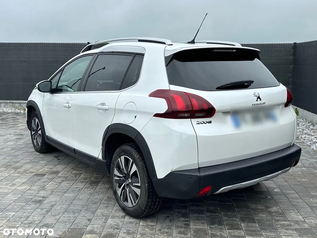 Peugeot 2008 PureTech 110 GPF Stop&Start EAT6 Crossway - 3