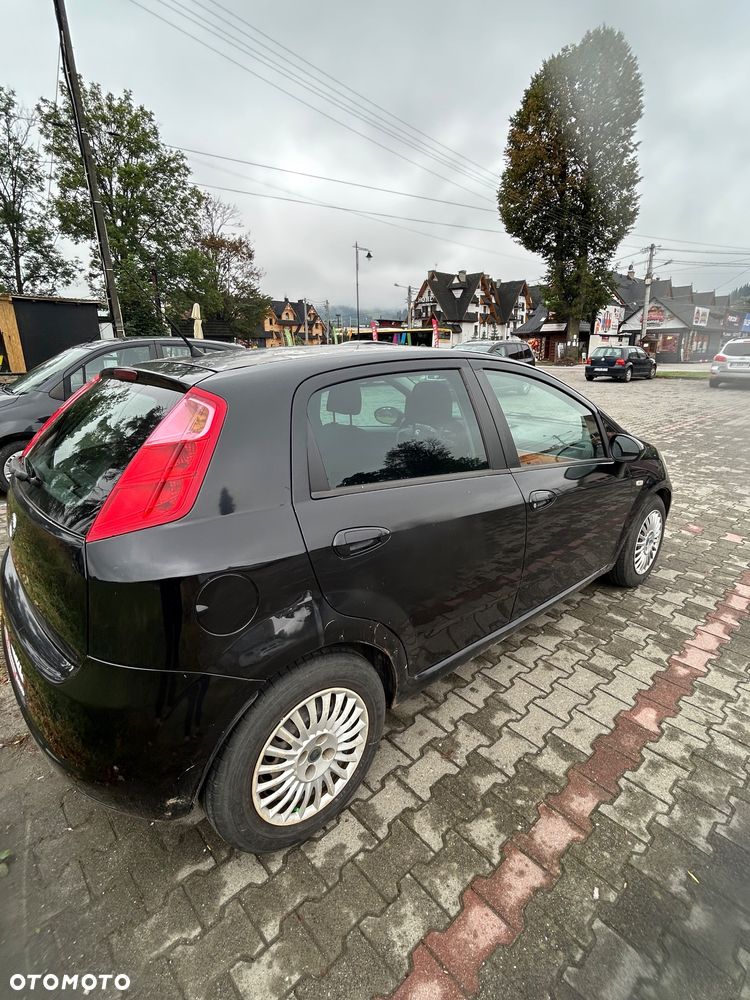 Fiat Grande Punto - 2