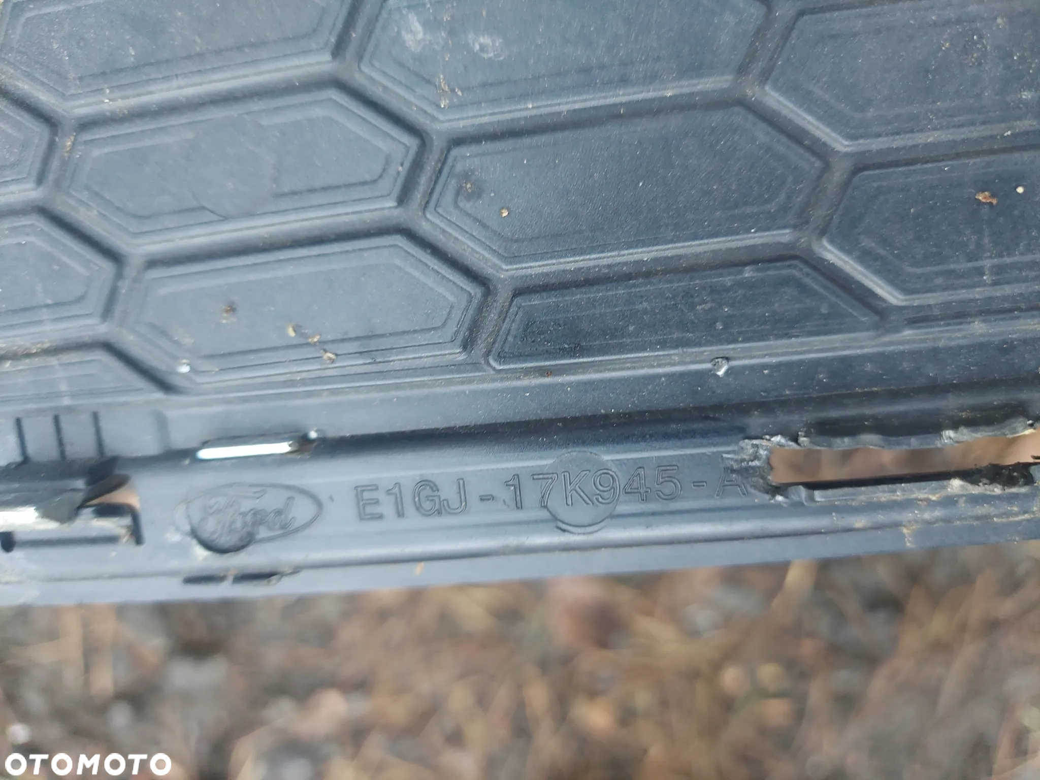 Ford s max mk2 titanium st grill atrapa dolna - 3