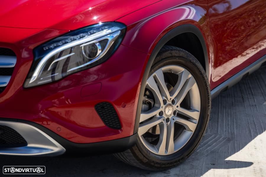 Mercedes-Benz GLA 180 d Urban Aut. - 9