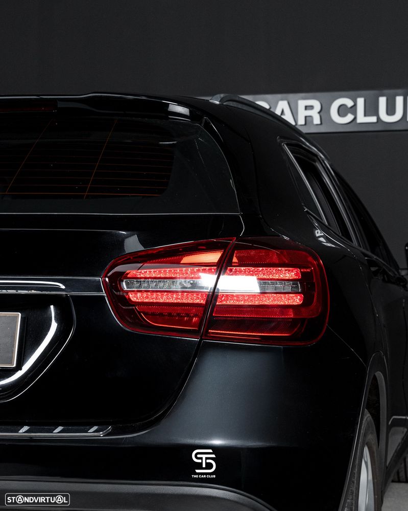 Mercedes-Benz GLA 180 d Urban - 14