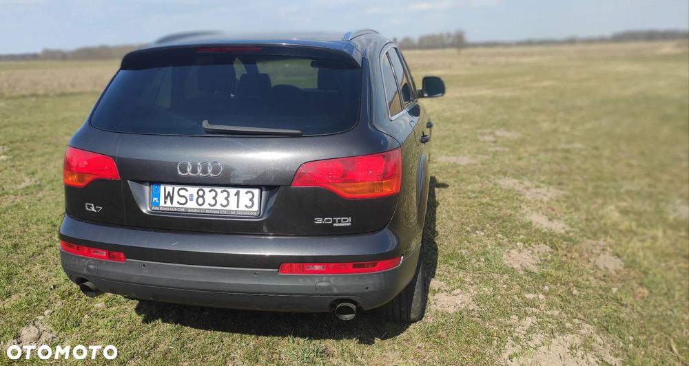 Audi Q7 ver-3-0-tdi-dpf-clean-diesel-quattro-tiptronic - 5