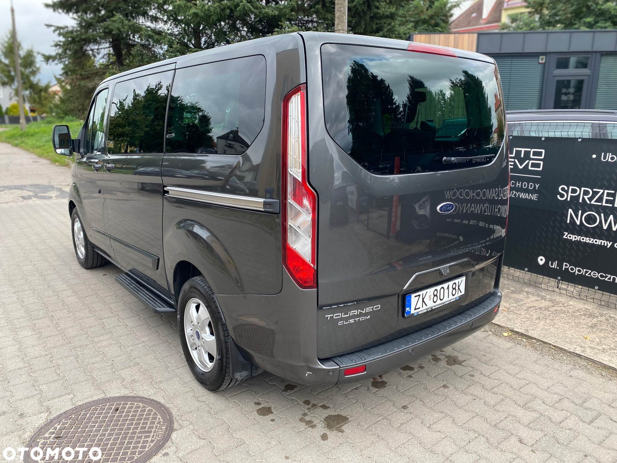 Ford Tourneo Custom 2.0 TDCi L1 Titanium - 9