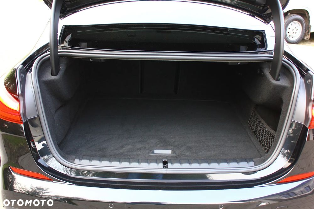 BMW Seria 2 218d M Sport sport - 34