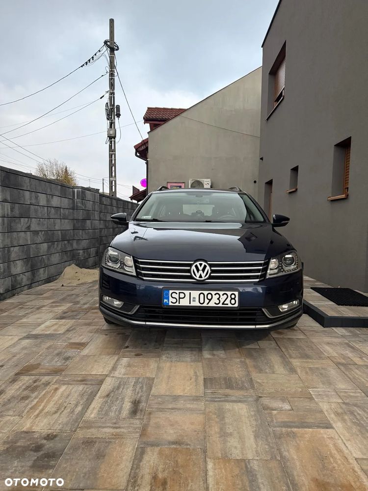 Volkswagen Passat 2.0 TDI DSG BlueMotion Technology Comfortline - 2