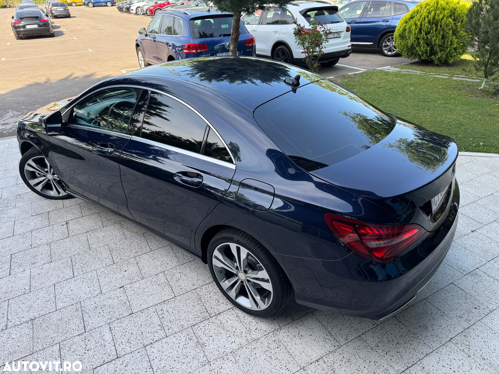 Mercedes-Benz CLA - 4