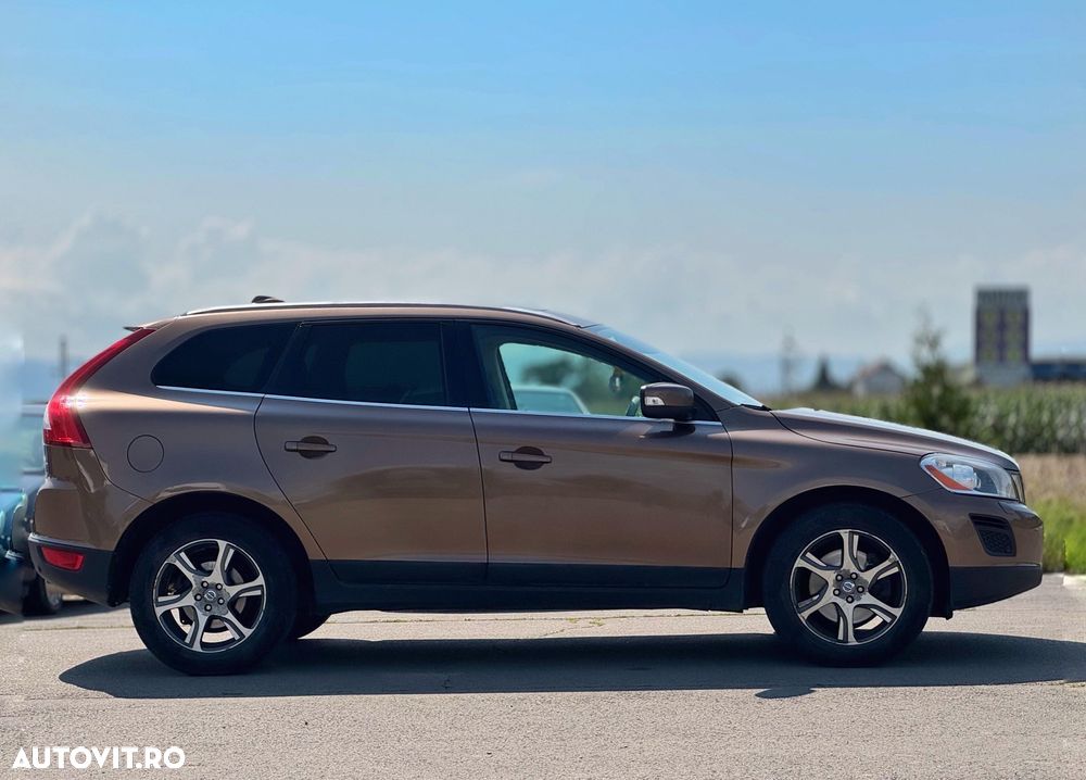 Volvo XC 60 D5 AWD Aut. Summum - 6
