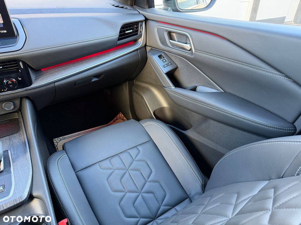 Nissan Qashqai 1.3 DIG-T MHEV Xtronic Tekna - 6