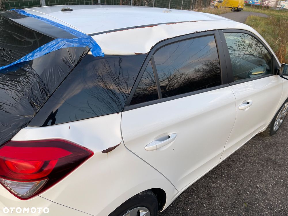 Hyundai i20 1.1 CRDi Classic - 9