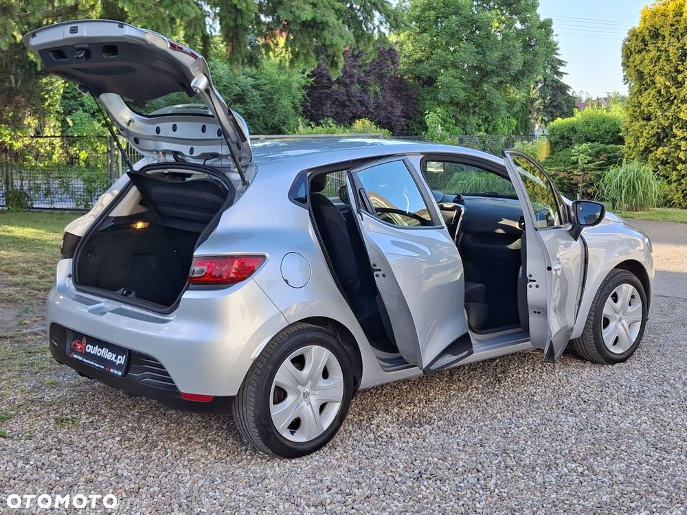 Renault Clio - 13