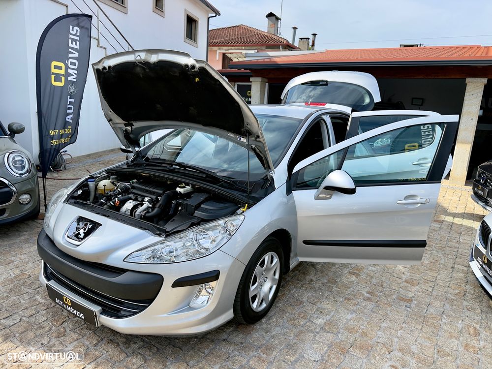 Peugeot 308 1.6 HDi Executive - 33