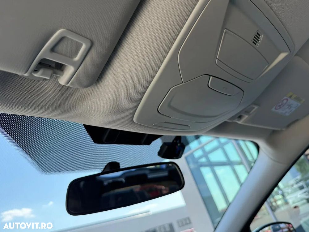Ford Kuga - 27