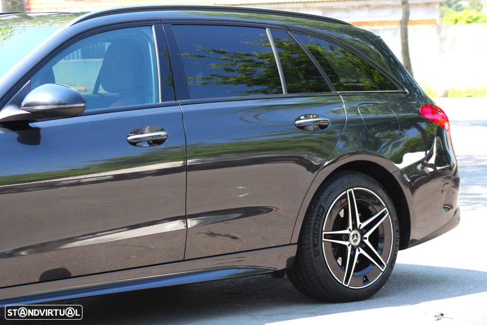 Mercedes-Benz C 300 e AMG Line - 17