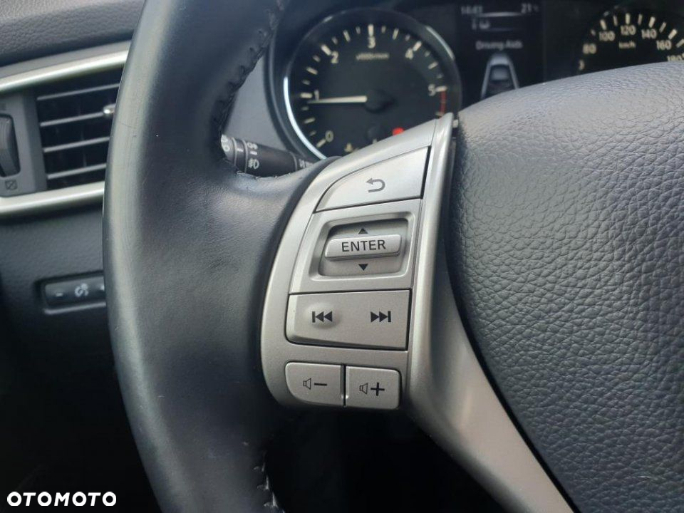 Nissan Qashqai - 14