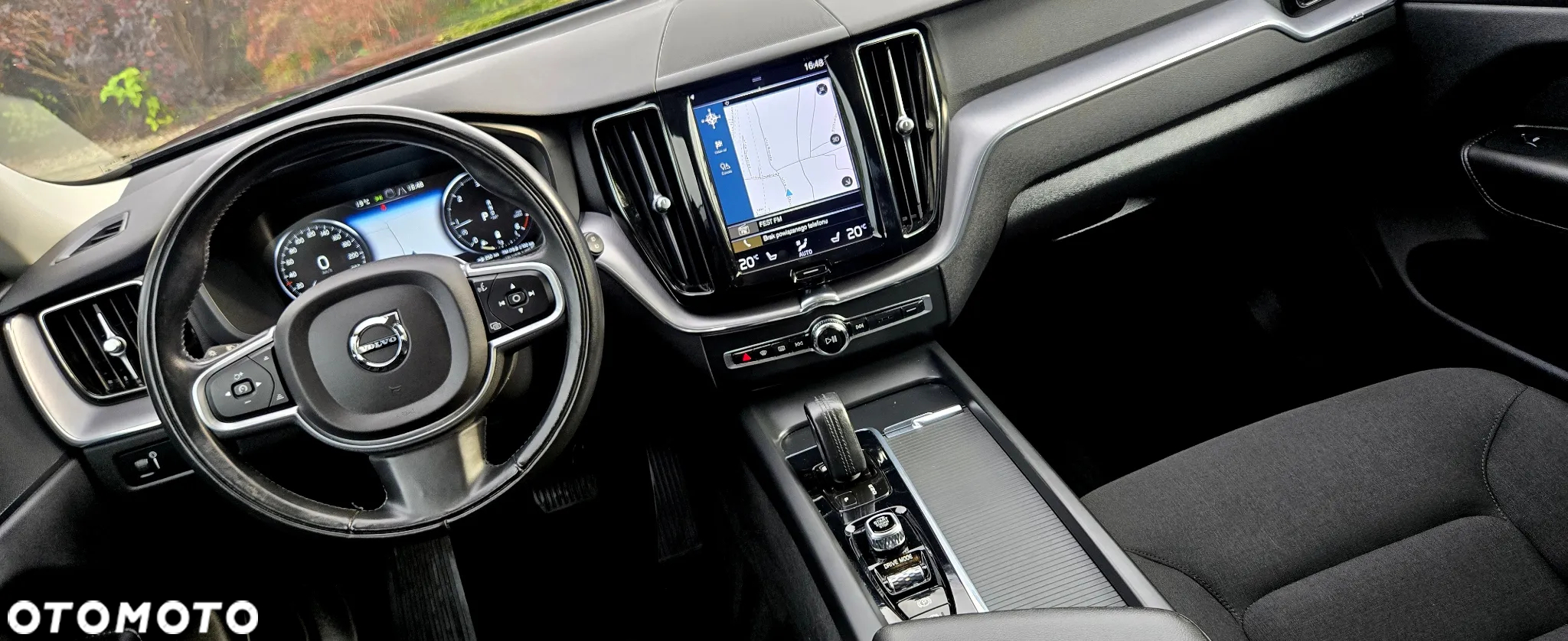 Volvo XC 60 B4 D Geartronic Momentum Pro - 30