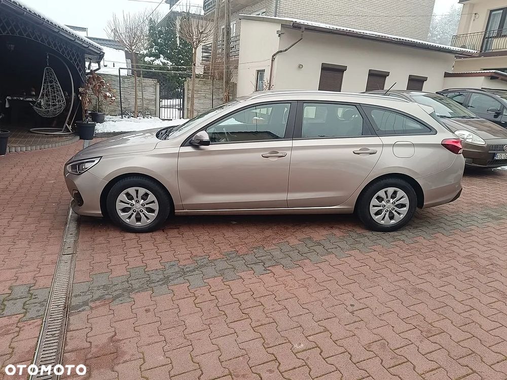 Hyundai i30 1.4 Premiere Comfort - 7