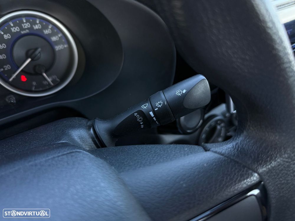 Toyota Hilux 2.4 D-4D 4WD CE CH - 28