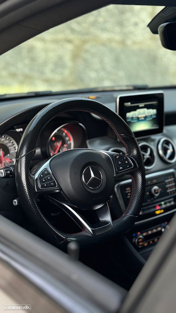 Mercedes-Benz CLA 200 d Shooting Brake AMG Line - 14