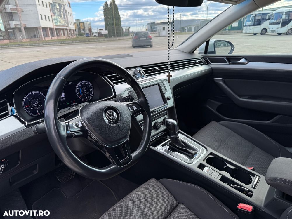 Volkswagen Passat Variant 2.0 TDI DSG Comfortline - 11