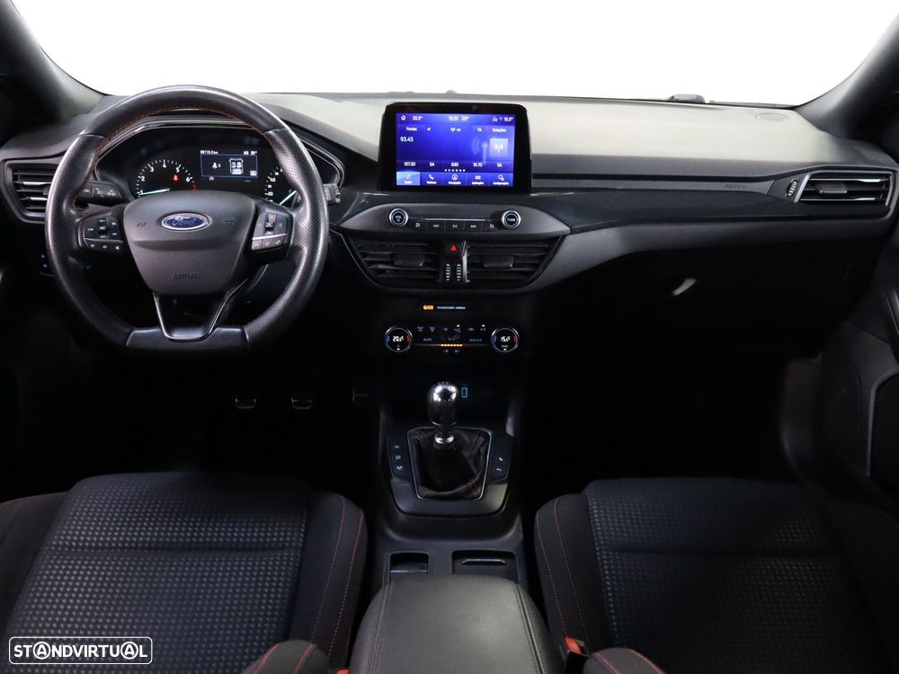 Ford Focus SW 1.0 EcoBoost MHEV ST-Line - 10
