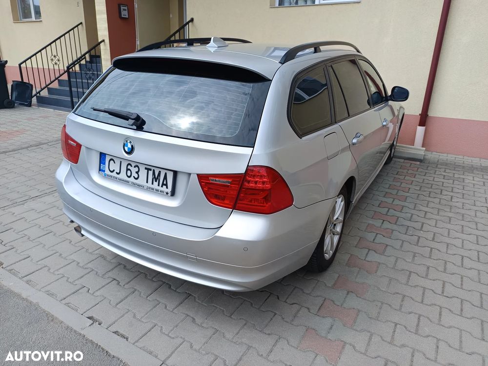 BMW Seria 3 318d DPF Aut. Edition Exclusive - 3
