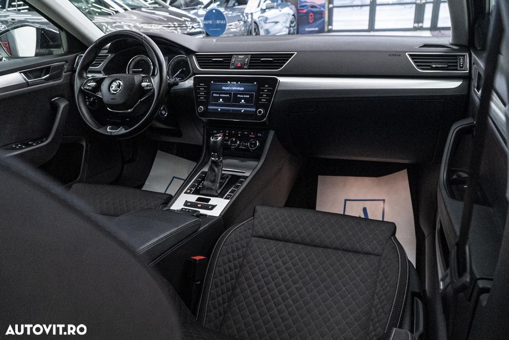 Skoda Superb 2.0 TDI DSG Style - 3