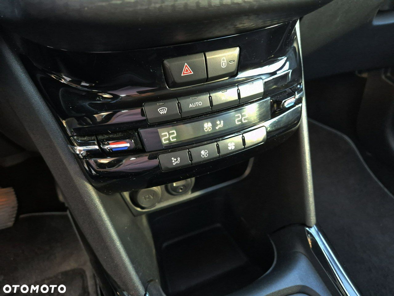 Peugeot 2008 - 16