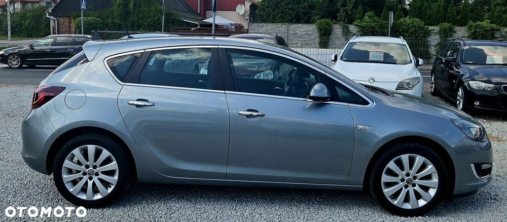 Opel Astra - 16