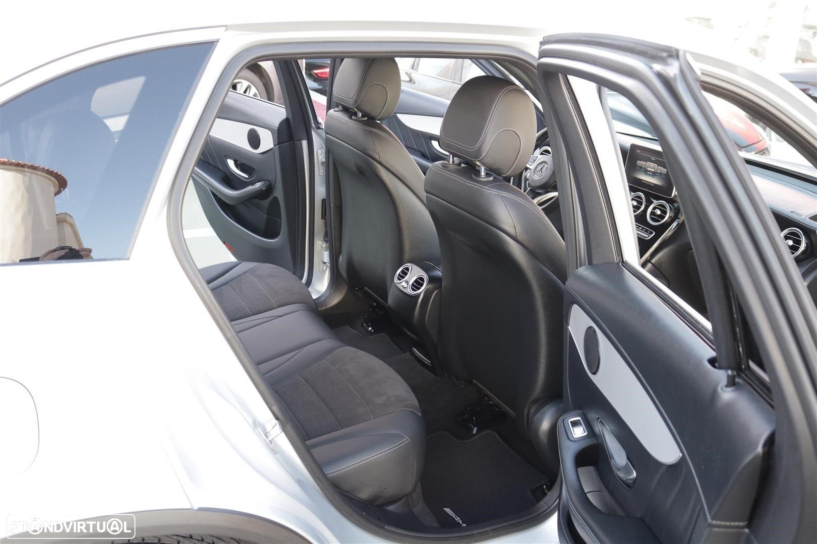 Mercedes-Benz GLC 250 d AMG Line 4-Matic - 29