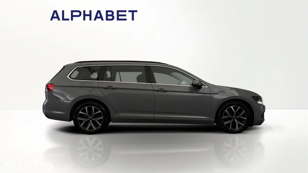 Volkswagen Passat - 6