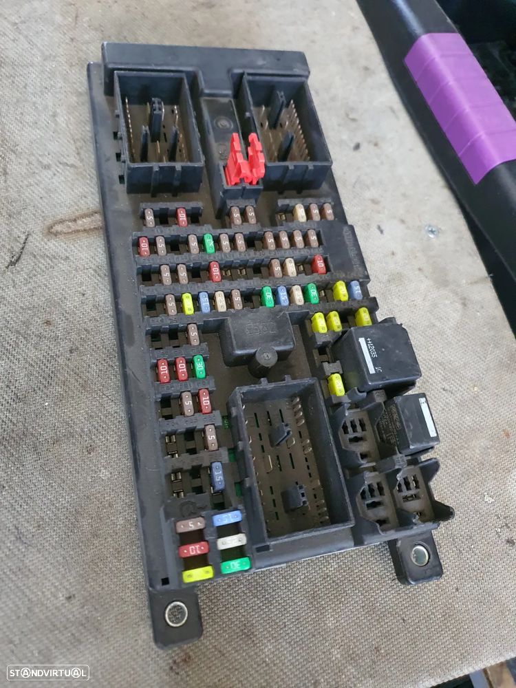 CAIXA FUSIVEIS RANGE ROVER EVOQUE 11- / BJ3214F041AC - 1