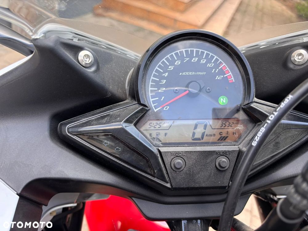 Honda CBR - 6