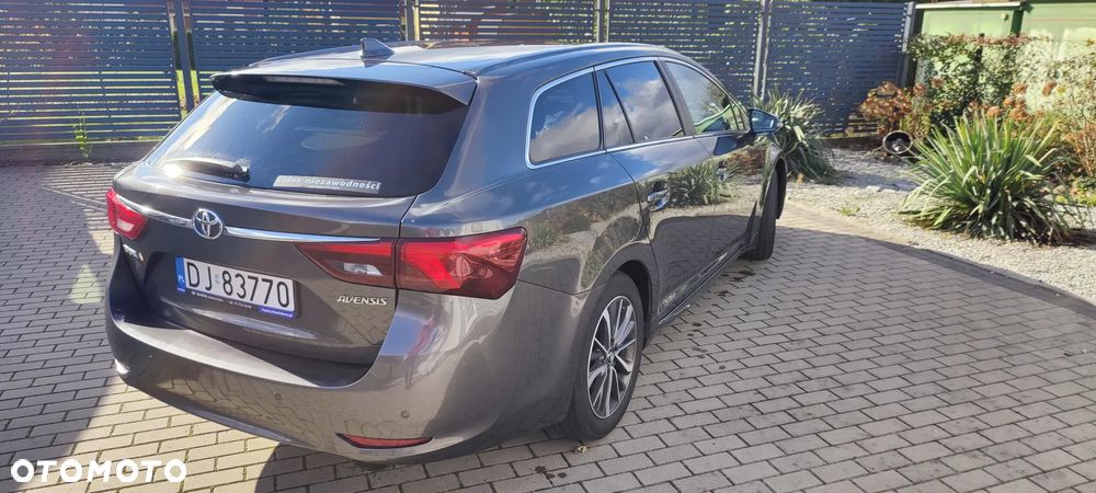Toyota Avensis 2.0 Prestige MS - 5
