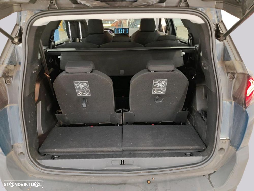 Peugeot 5008 - 9