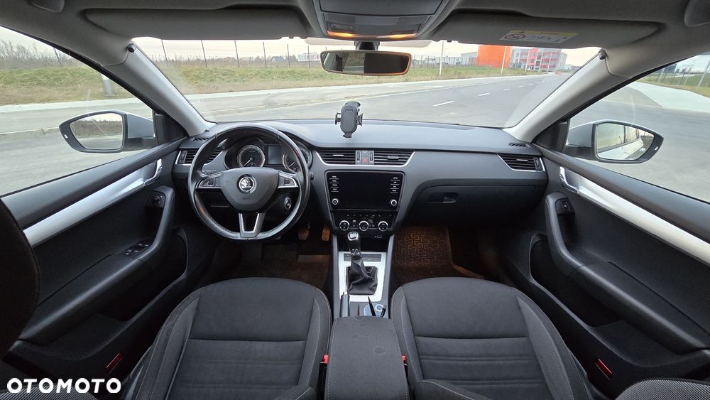 Skoda Octavia 1.6 TDI Ambition - 11