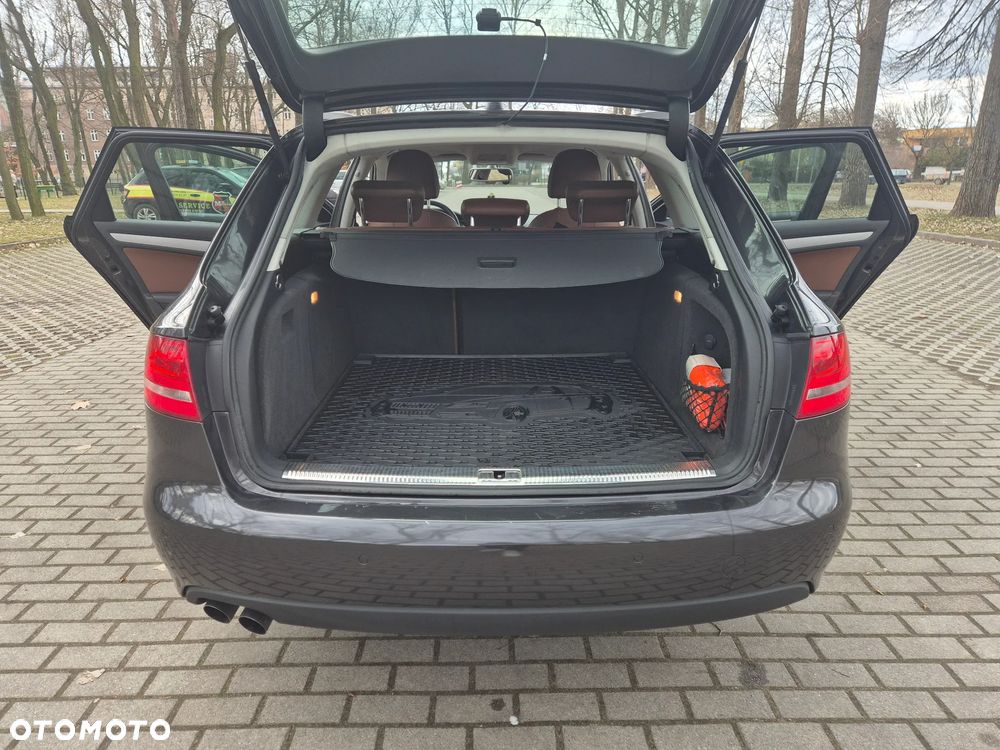 Audi A4 Avant 2.0 TDI - 7