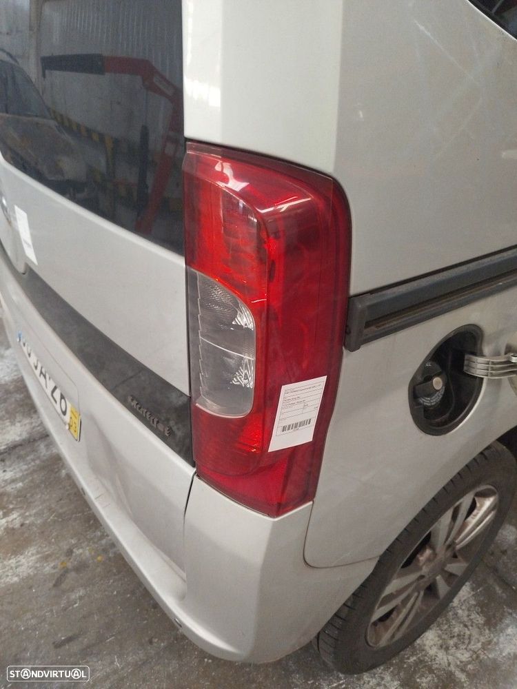 Farolim Stop Dto Fiat Fiorino Caixa/Combi (225_) - 3