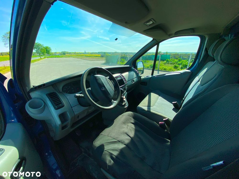 Renault TRAFIC - 13