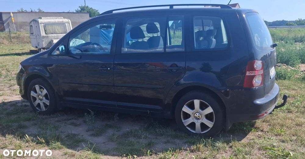 Volkswagen Touran 1.9 TDI DPF Trendline - 3