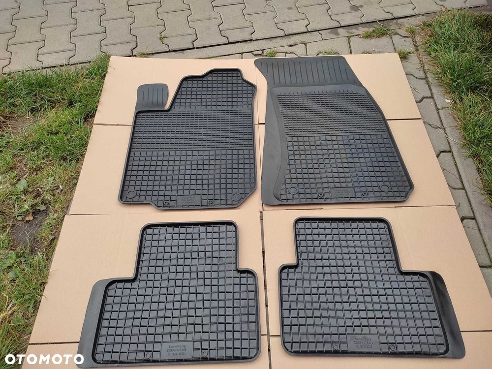 NOWE Dywaniki gumowe MITSUBISHI SPACE STAR 98r-05r dopasowane korytka - 1