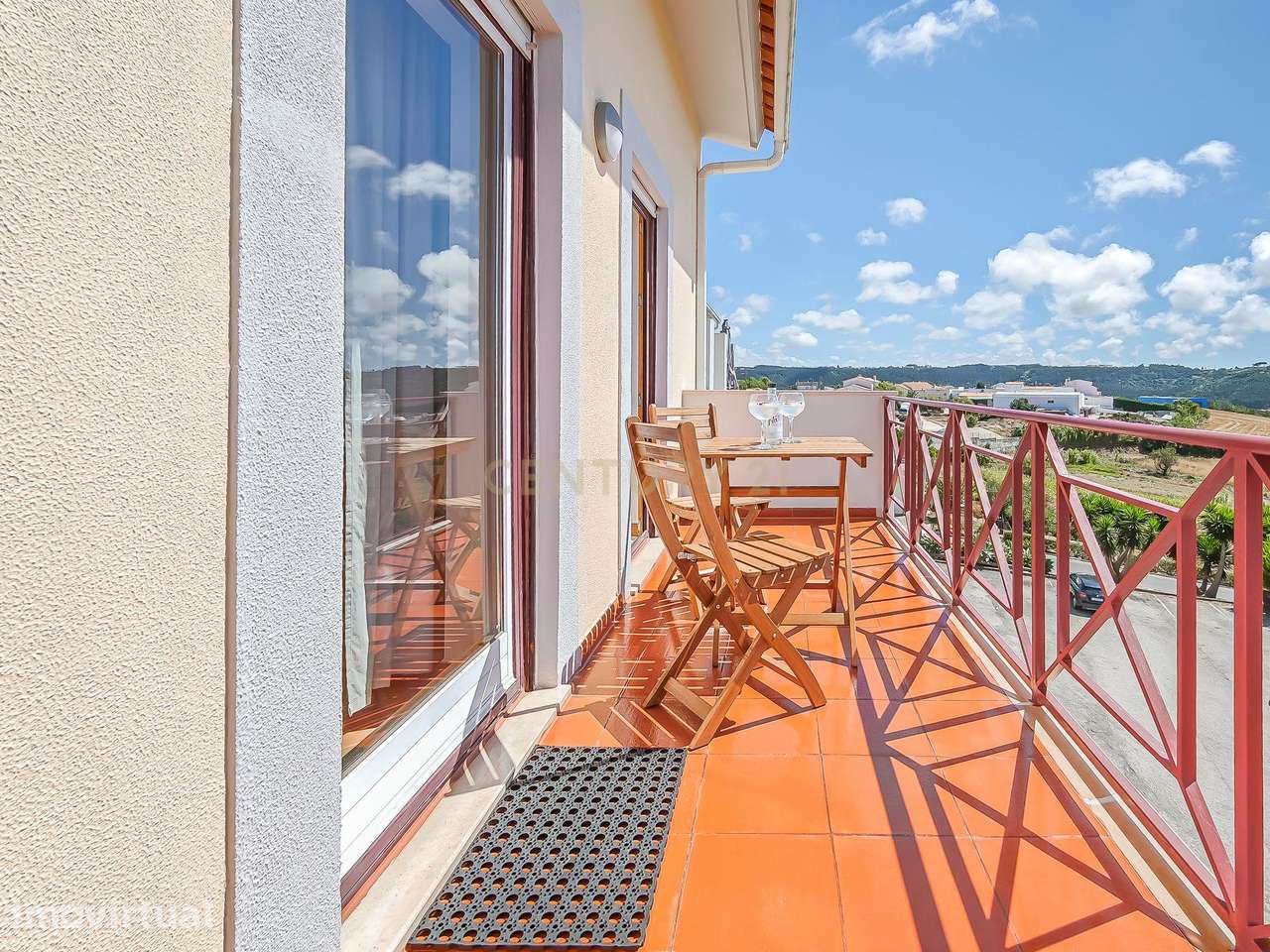 Apartamento T2 Dúplex com Vista Panorâmica e Garagem com Carregamento - Grande imagem: 3/32