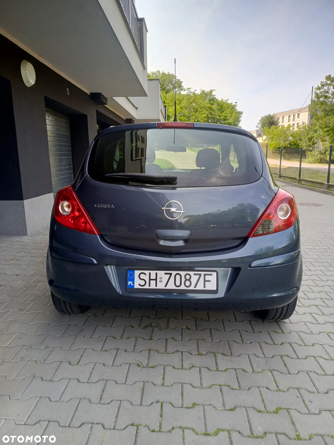 Opel Corsa 1.4 16V Cosmo - 6