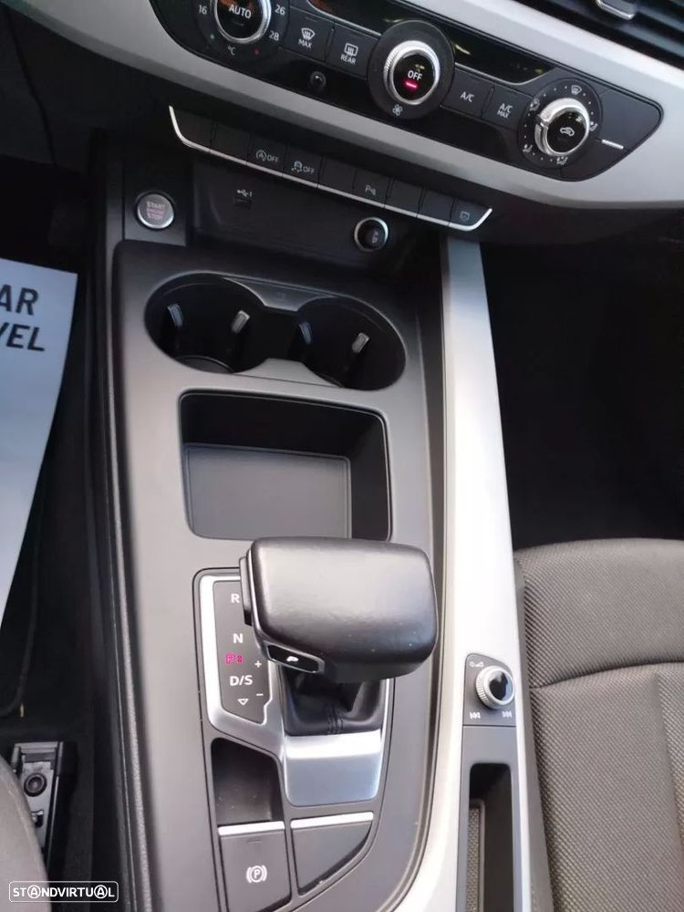 Audi A4 Avant 30 TDI Advanced S tronic - 12