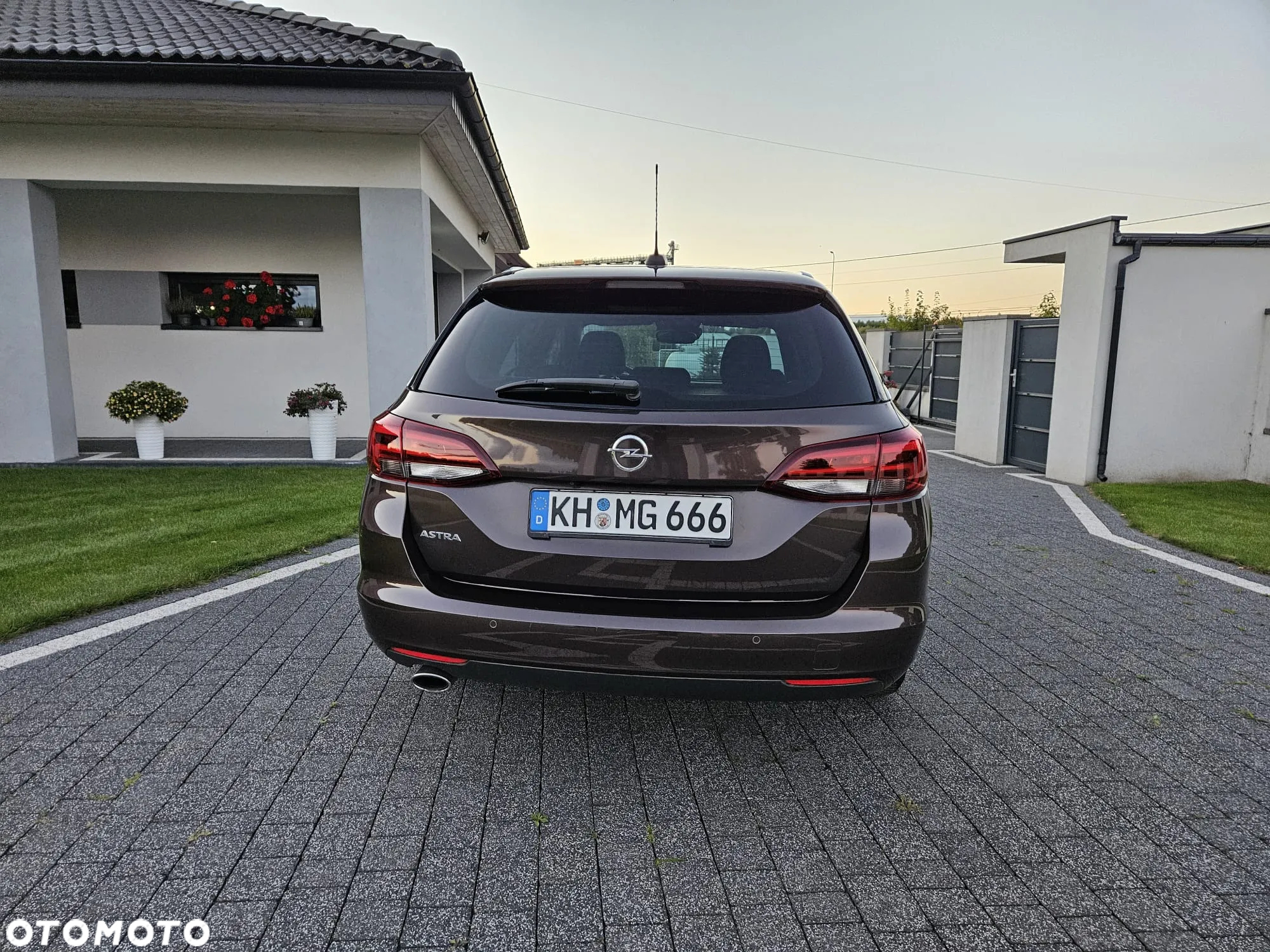 Opel Astra 1.6 BiTrb D (CDTI) Start/Stop Sports Tourer Business - 10