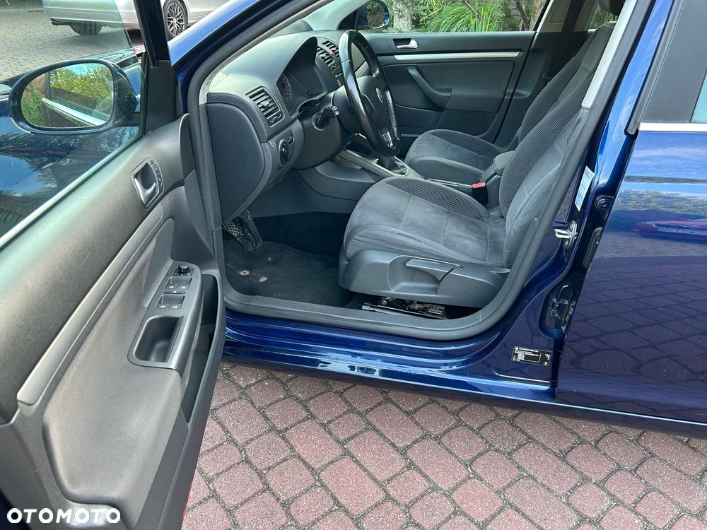 Volkswagen Golf 1.9 TDI DPF Comfortline - 10