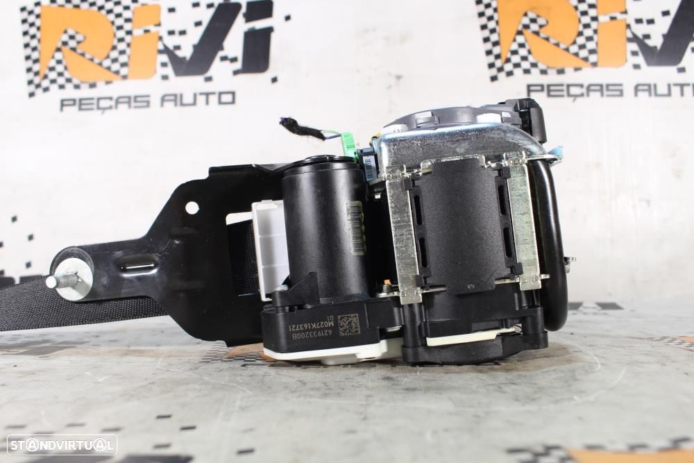 Cinto Frontal Esquerdo Mercedes-Benz C-Class (W204)  A2048602385 / 617 - 3