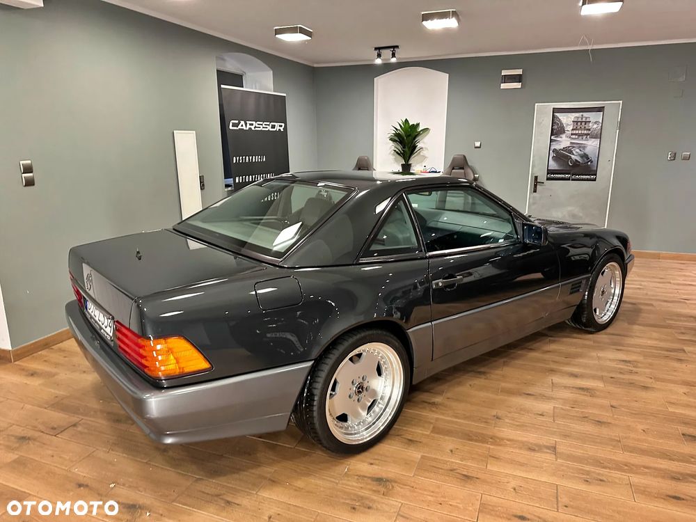 Mercedes-Benz SL - 10