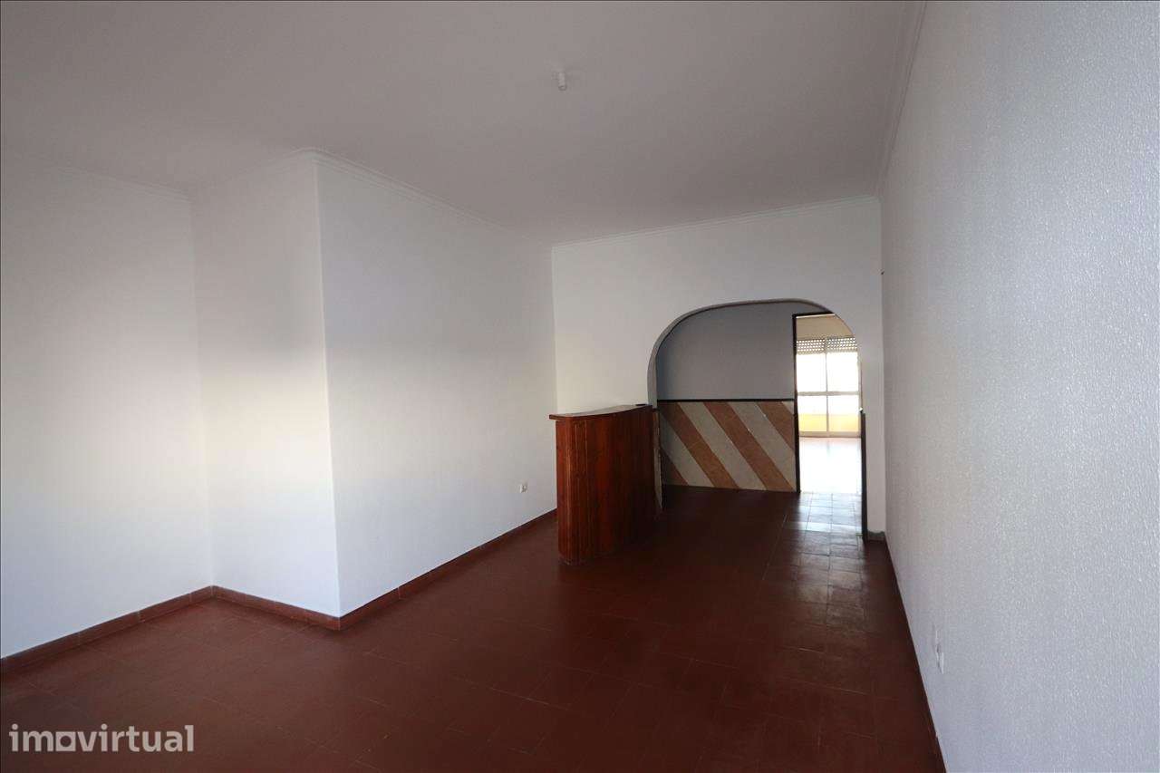 Apartamento em Moita, Moita - Grande imagem: 3/13